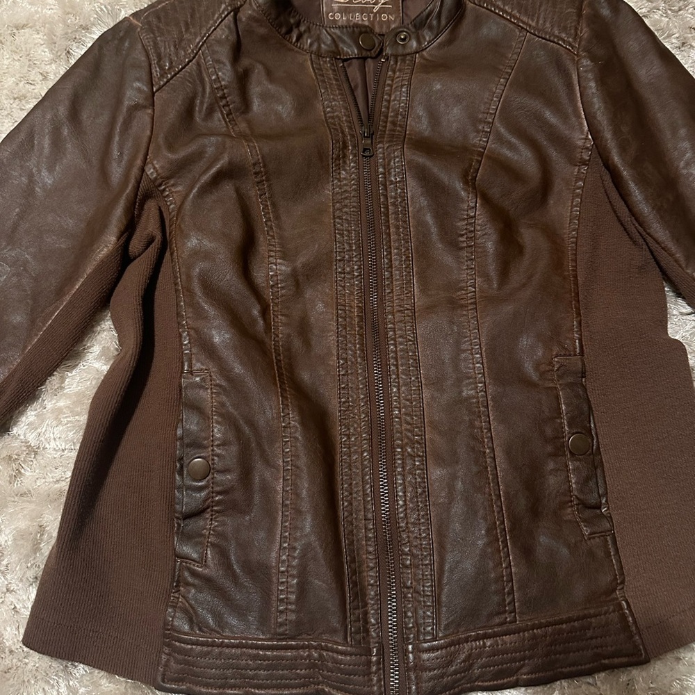 Woman’s Size Large Brown Leather Looking Jacket L… - image 3